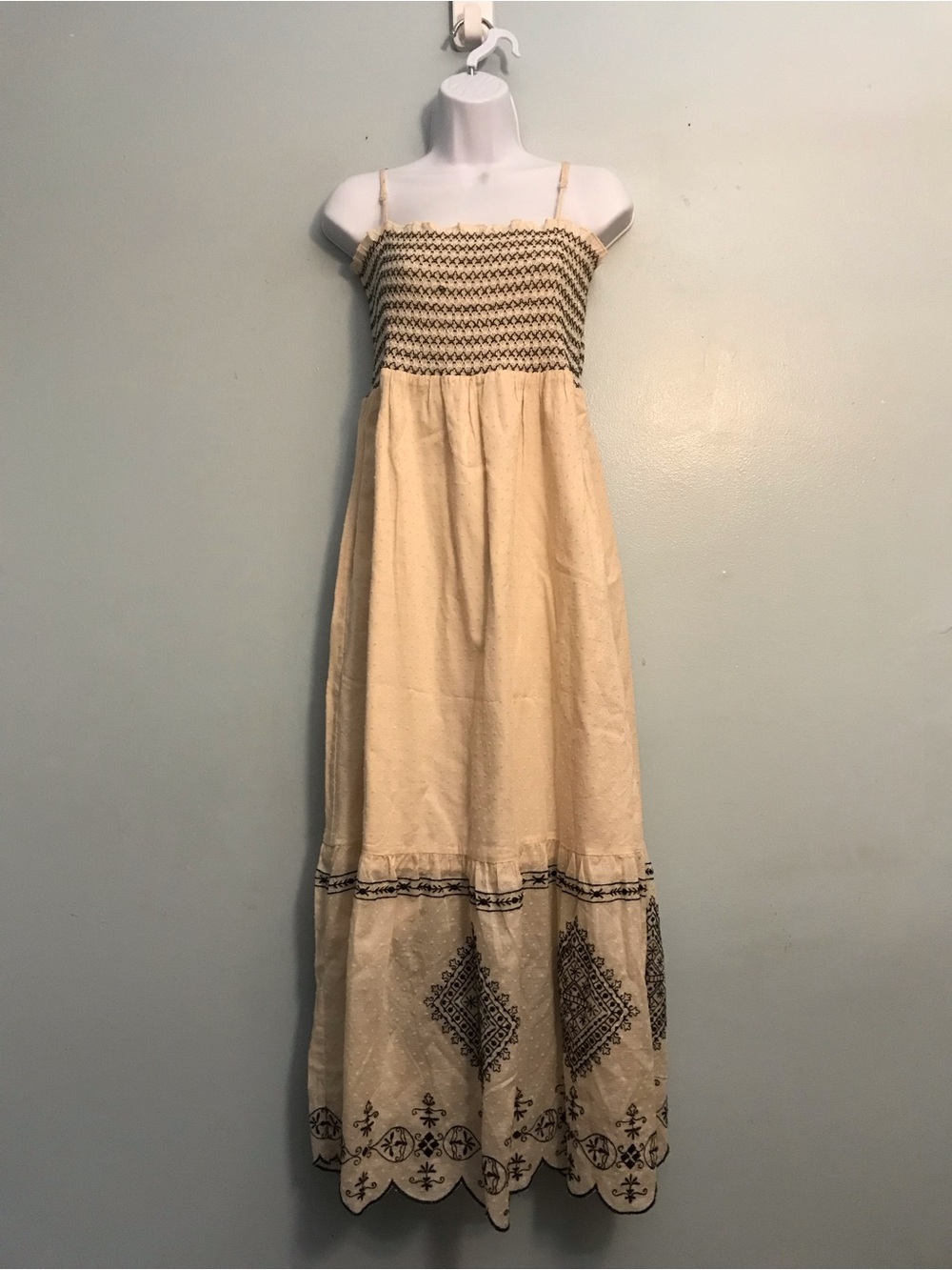House of Harlow 1960 Cream Maxi Dress with Black Embroidered Accents